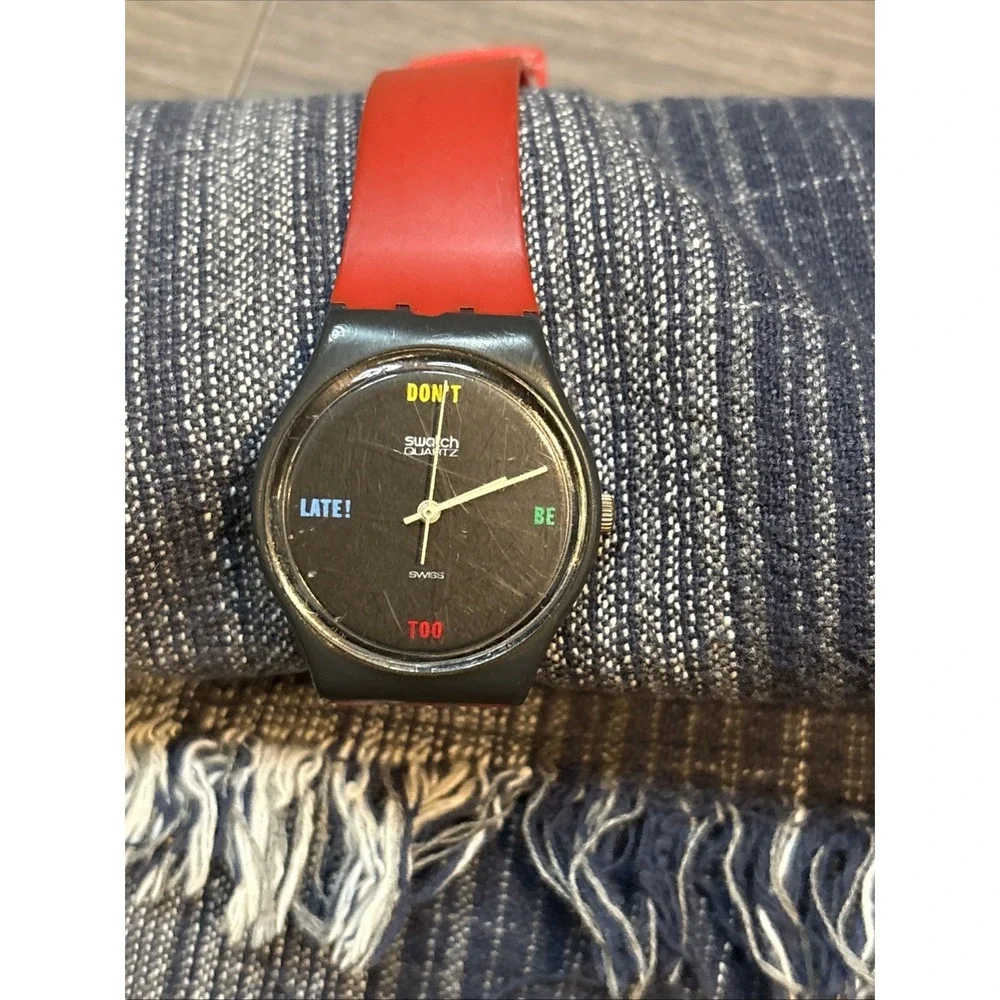 swatch  DON'T BE TOO LATE - GA100 - 1980's - 34mm Rare Red Band Watch